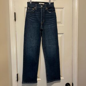 Women’s Blue Jeans